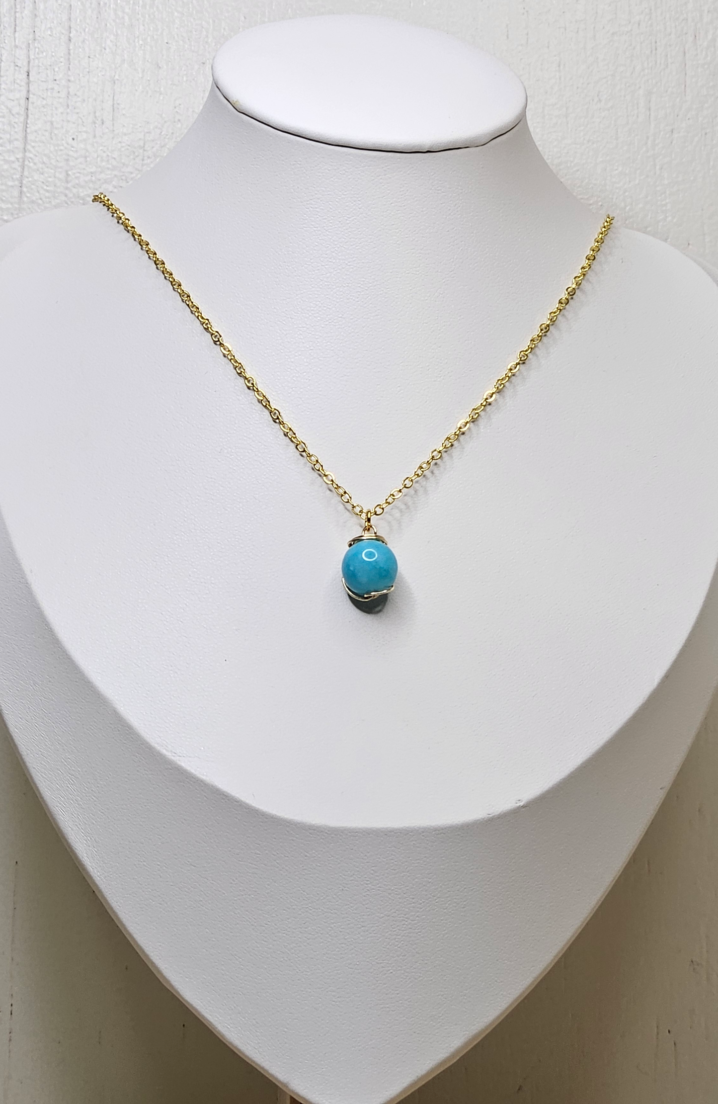 Simple Elegant Aesthetic Turquoise Pendant Stainless Steel 18k Gold Plated Chain