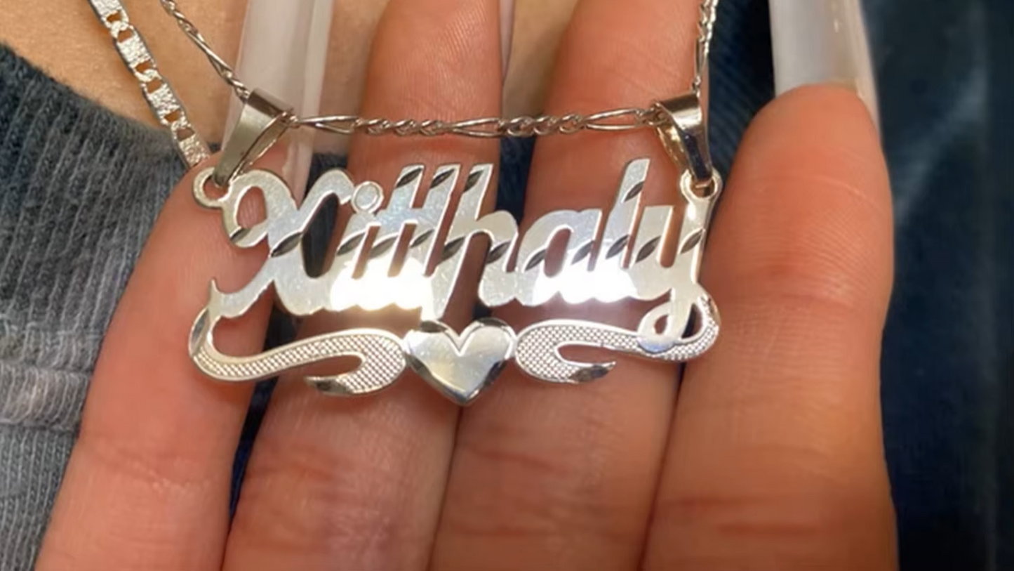 Cursive Nameplate Necklace, Diamond cut Finish, Underlining Middle Heart Name