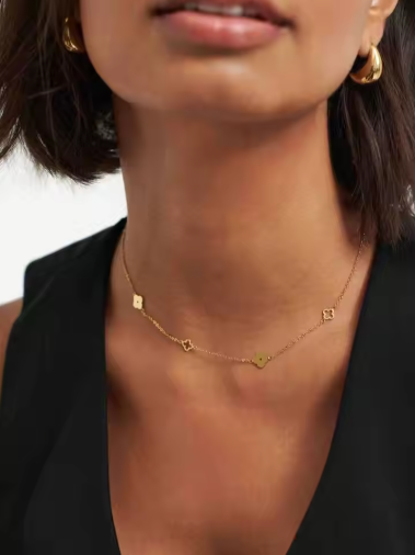 Simple Stainless Steel Four-leaf Clover Plum Blossom Interlocking Pendant Necklace for Daily Wear