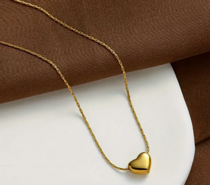 Elegant Heart Pendant Necklace for Women Thin Chain Box